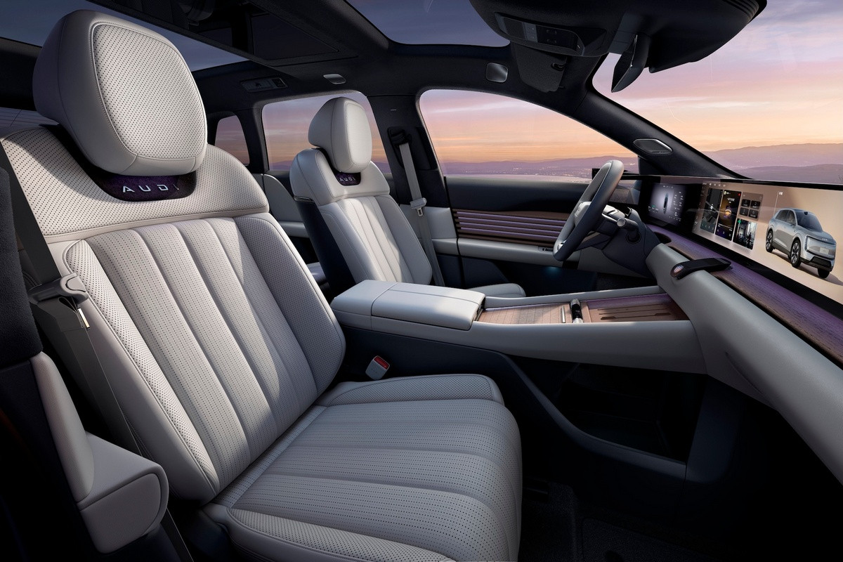 Audi E7X — Large Electric Crossover for China — photo 10