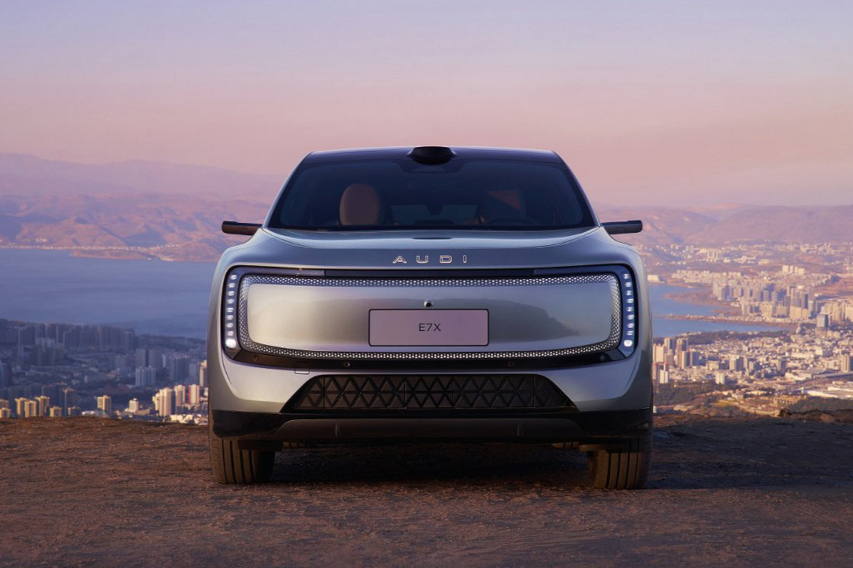 Audi E7X — Large Electric Crossover for China — photo 6