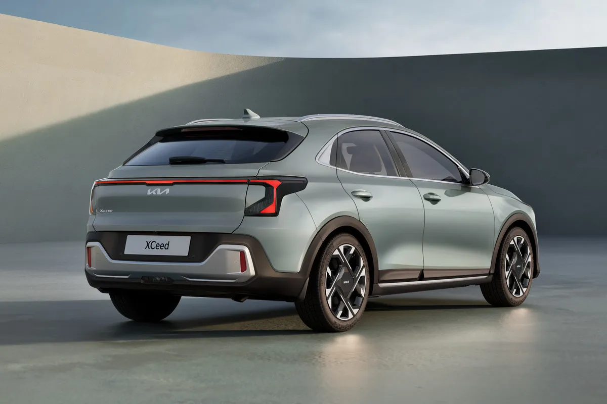 kia XCeed — photo 2