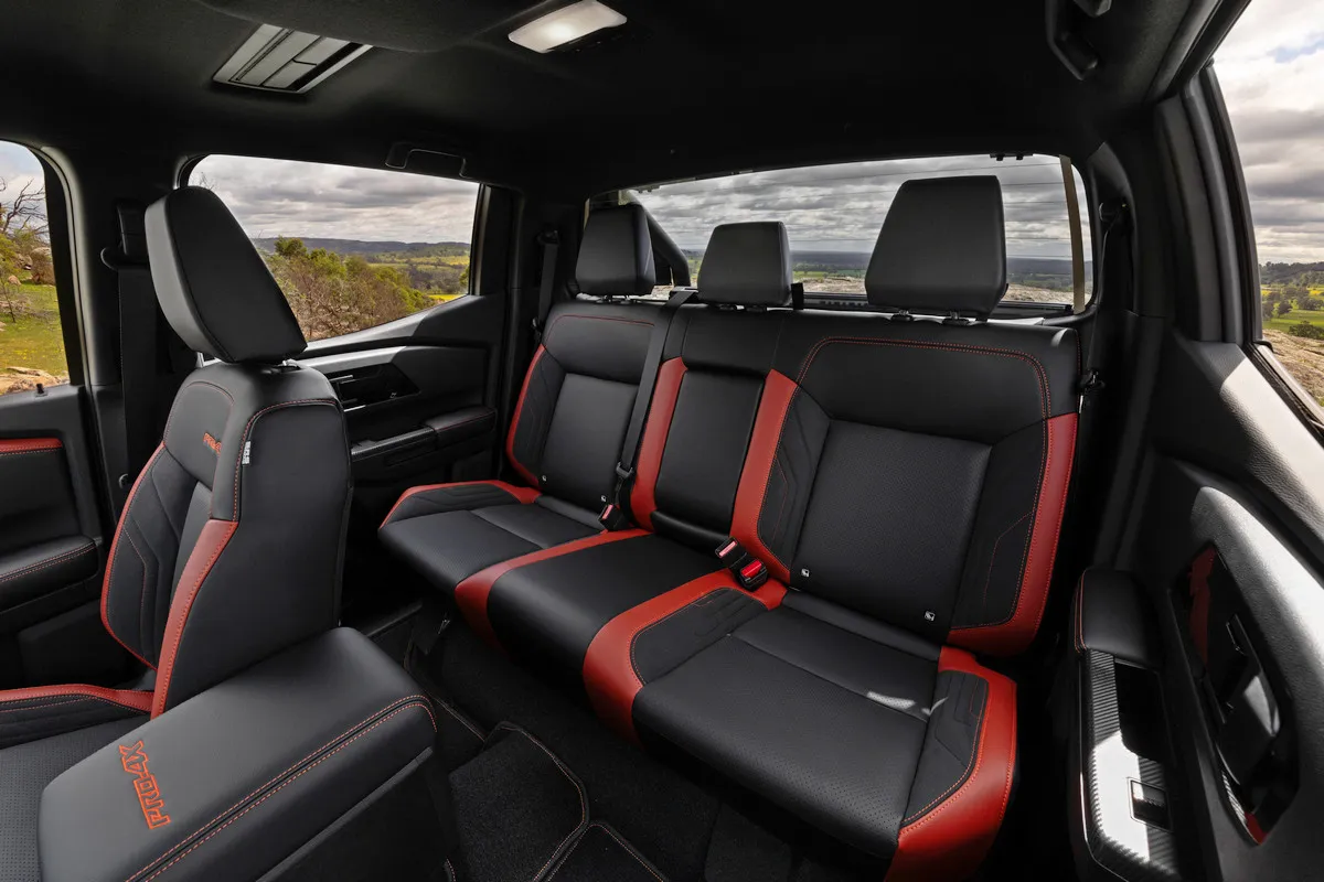 Nissan's Pickup Lineup: Six Names, Four Markets, Two Platforms — photo 10